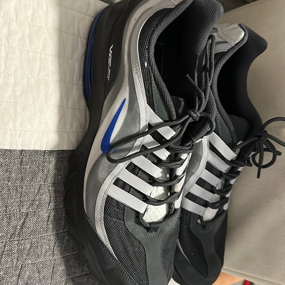 Nike tennis shoes size 12